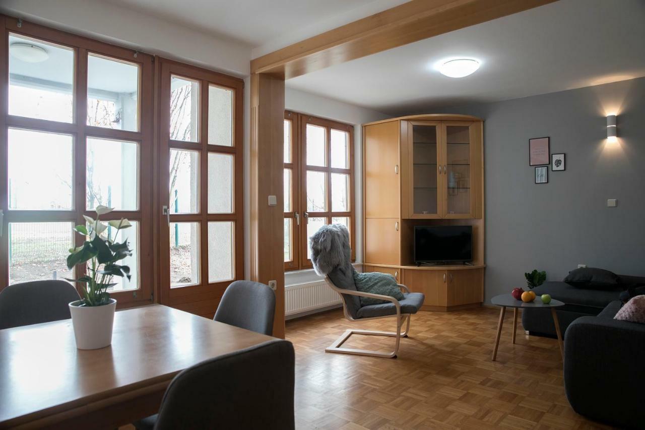Apartma Spelca Banovci Exteriér fotografie